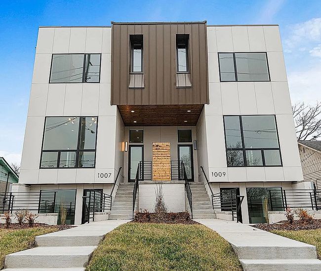 Preview of property located at 1007 Summit Ave