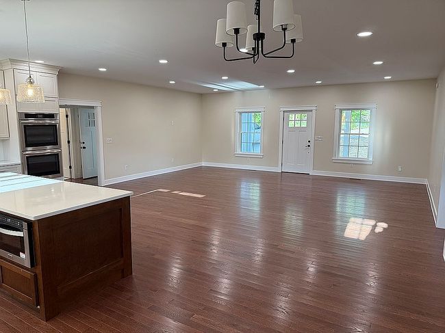 Image of 43 Dallas Ln