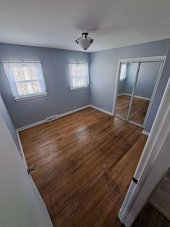 Photo of 6646 W 63rd Pl, Chicago, IL