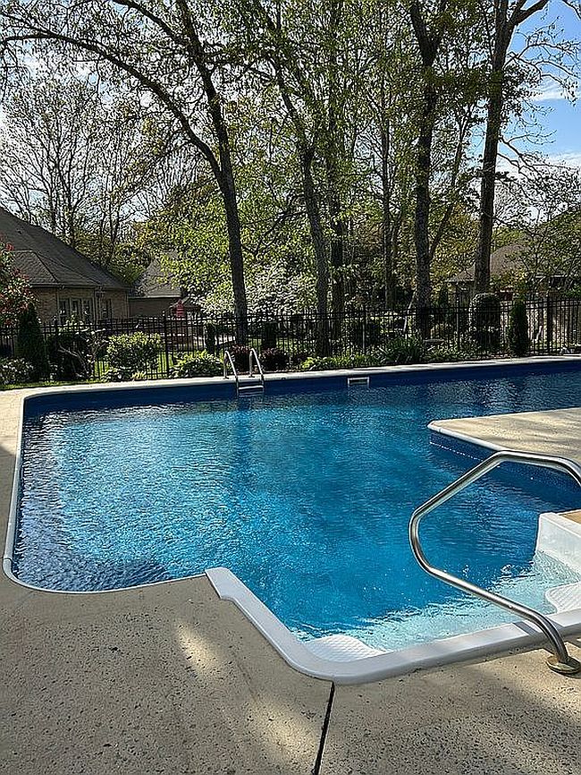 Photo of 107 Albemarle Dr, Tullahoma, TN