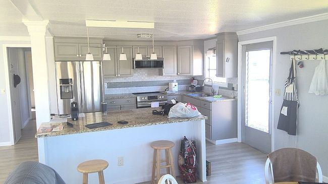 Image of 15 Kingsport Ave
