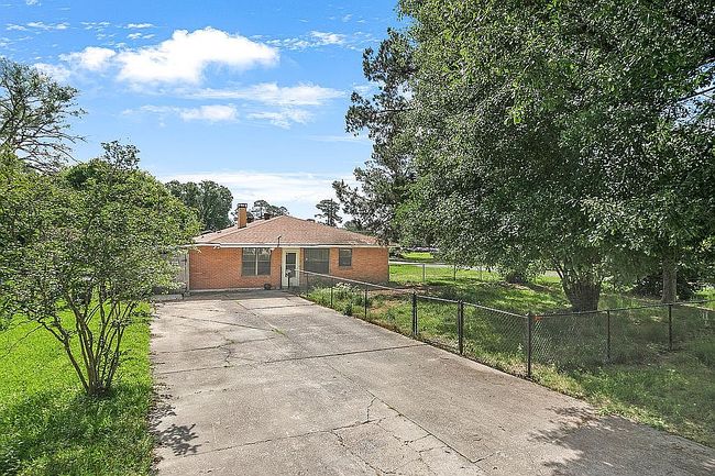 Photo of 910 Myrtle St, Baker, LA