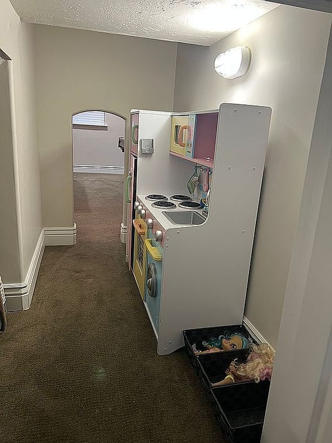 Photo of 276 E 2200 S, Kaysville, UT