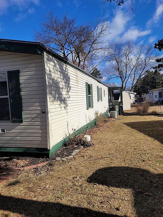 Photo of 2130 White Pine Dr, Cambridge, MN