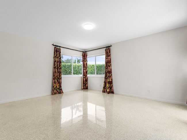 Preview of property located at 2341 Sw 26th Avenue