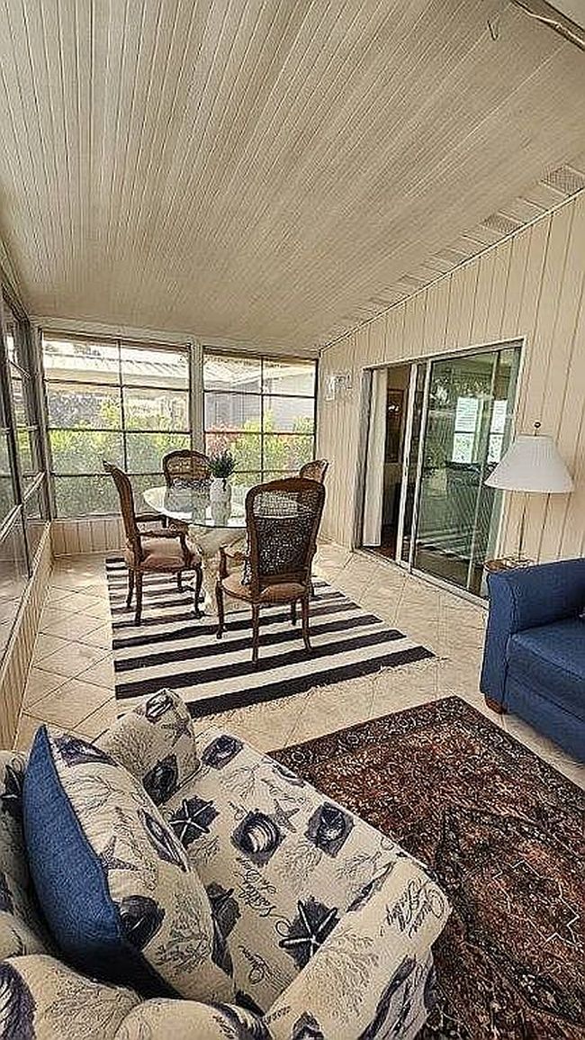 Image of 2904 Hillcrest Dr