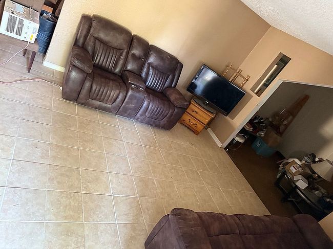 Photo of 1720 E 1st Pl, Lubbock, TX