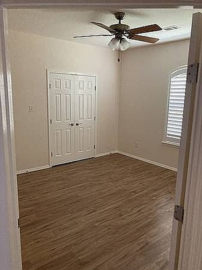 Photo of 112 S Pine Harbour Dr, Coldspring, TX