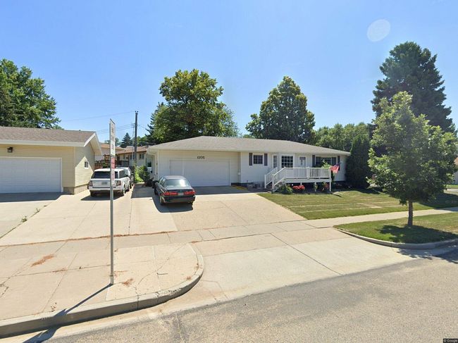 Photo of 1205 N 22nd St, Bismarck, ND