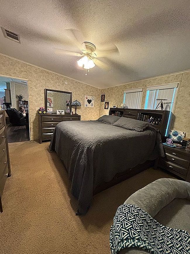 Photo of 1450 Catawba St, Naples, FL