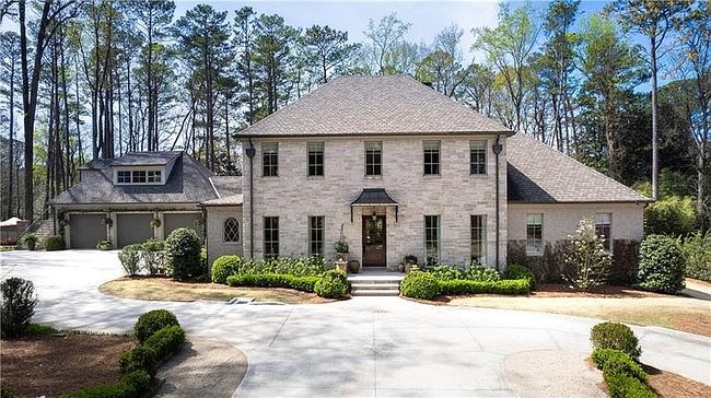 Preview of property located at 4530 Peachtree Dunwoody Rd Ne