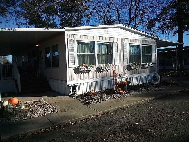 Image of 302 White Oak Dr