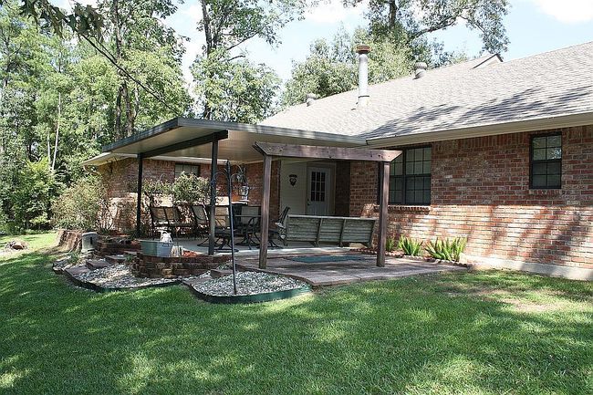 Image of 245 White Oak Dr