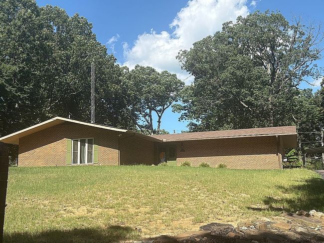 Photo of 6 Tipperary Dr
