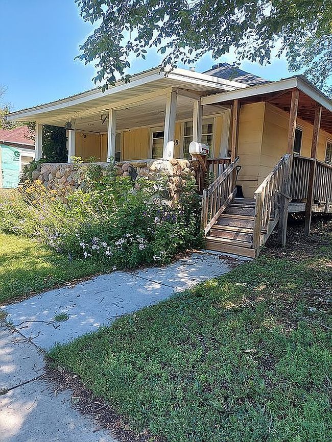 Photo of 708 5th Ave Nw