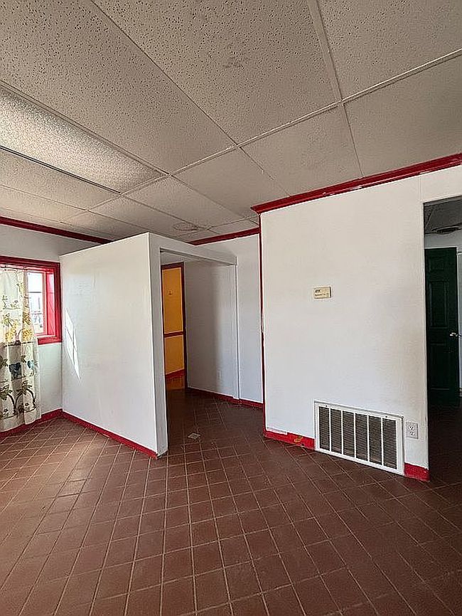 Image of 56695 Main Street