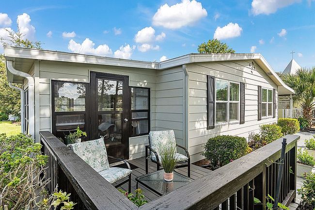 Additional photo 2 of property located at 1003 Matthew Ave