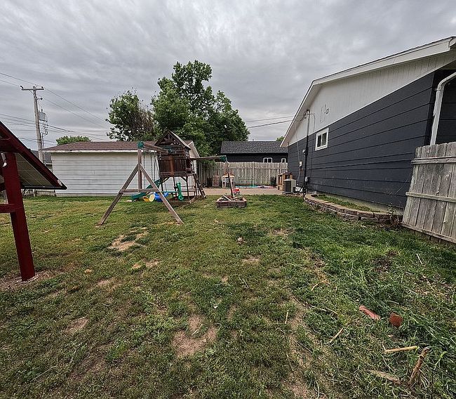 Image of 668 Western Ave