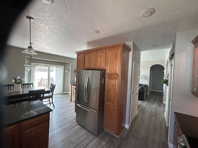 Additional photo 2 of property located at 1908 16th Ct W