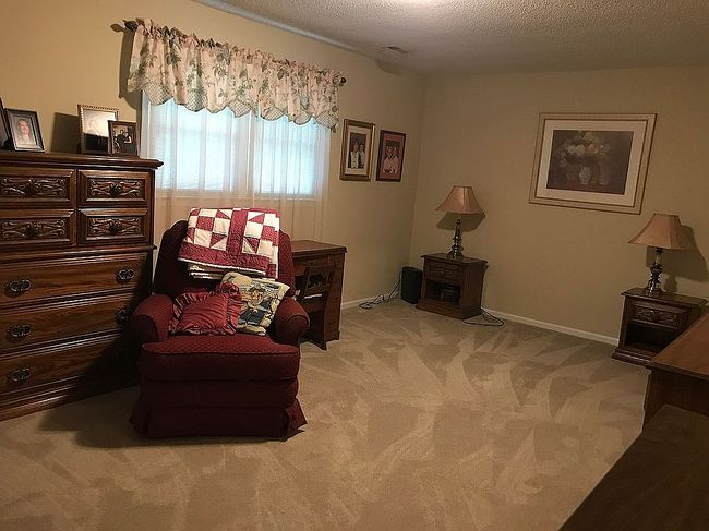 Photo of 323 N Aspen St, Lincolnton, NC