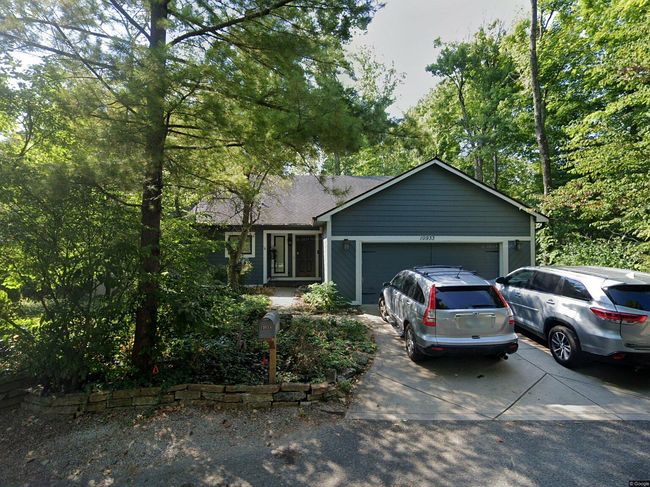 Photo of 10933 Geist Woods South Dr