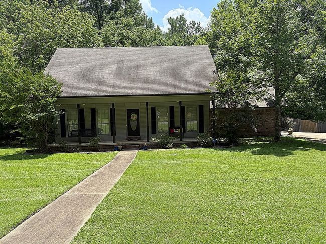 Image of 2207 Forrest Park Dr