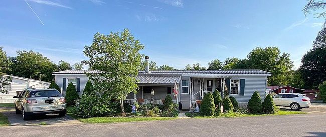 Photo of 908 Oakwood Dr, Altoona, PA