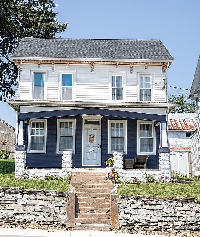 Photo of 1232 Heidelberg Ave, Newmanstown, PA