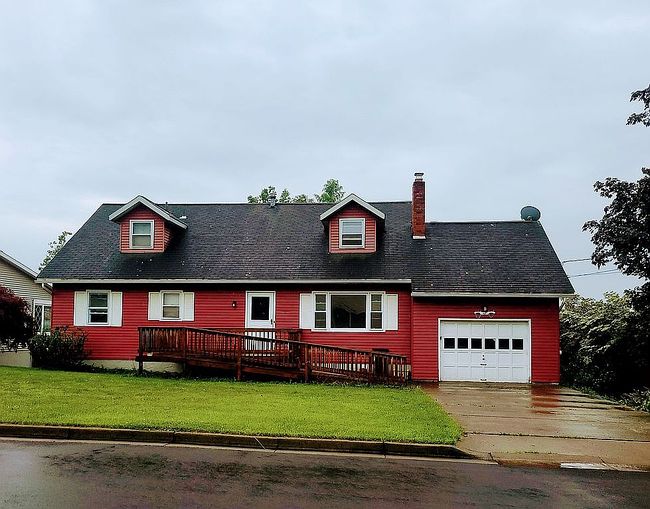 Photo of 18 Eric Dr