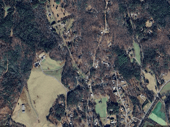 Photo of 61 Lora Dr, Warne, NC