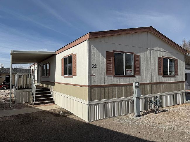 Photo of 22601 Bear Valley Rd Spc 32, Apple Valley, CA
