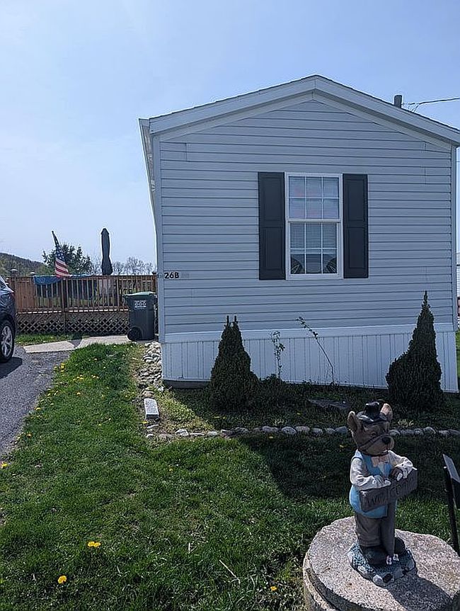 Preview of property located at 26B Frieden Mnr