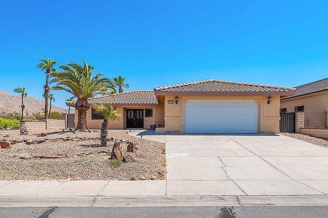 Additional photo 1 of property located at 2850 Country Club Dr