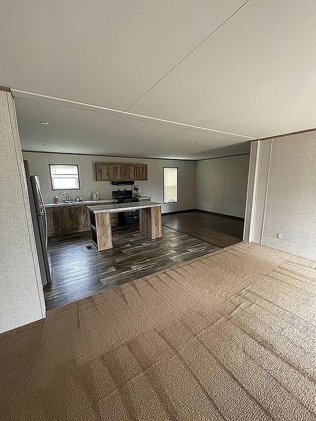 Photo of 8933 Karens Cor, Alvarado, TX