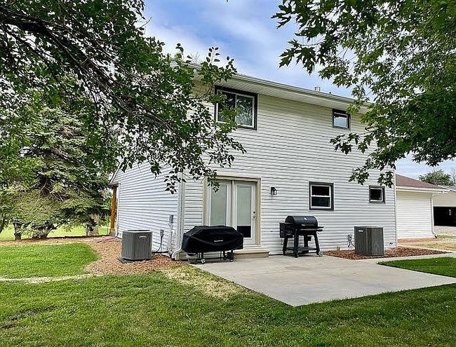Photo of 3301 Sw 84th St, Lincoln, NE