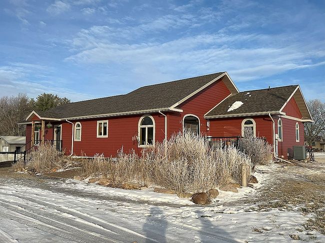 Photo of 2546 Viking Ave, Fairbank, IA