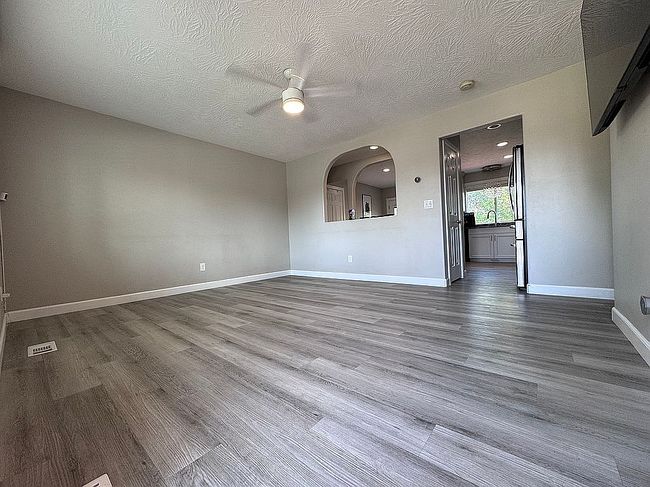 Image of 1824 Kennedy Ave