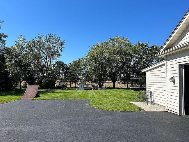 Photo of 23620 S Highland Dr, Manhattan, IL