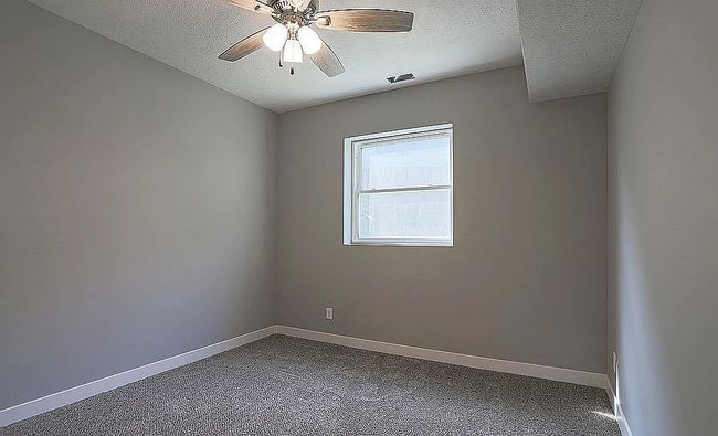 Photo of 2516 Thallas St, Council Bluffs, IA