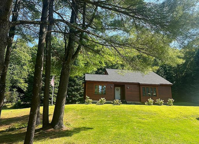 Photo of 62 Ayer Rd, Saint George, VT