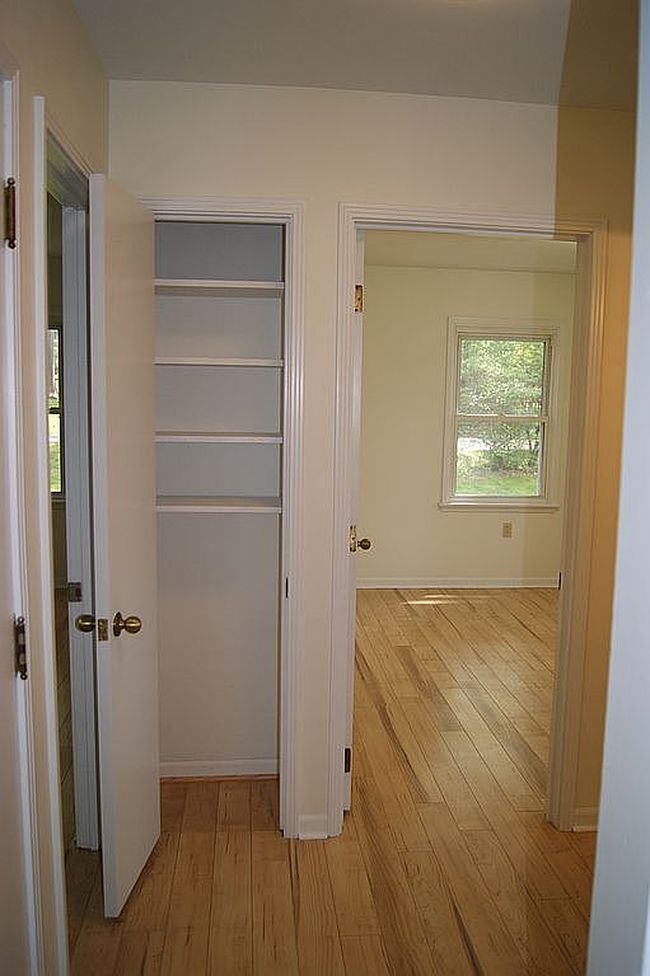 Photo of 2035 Miles Rd, Cincinnati, OH