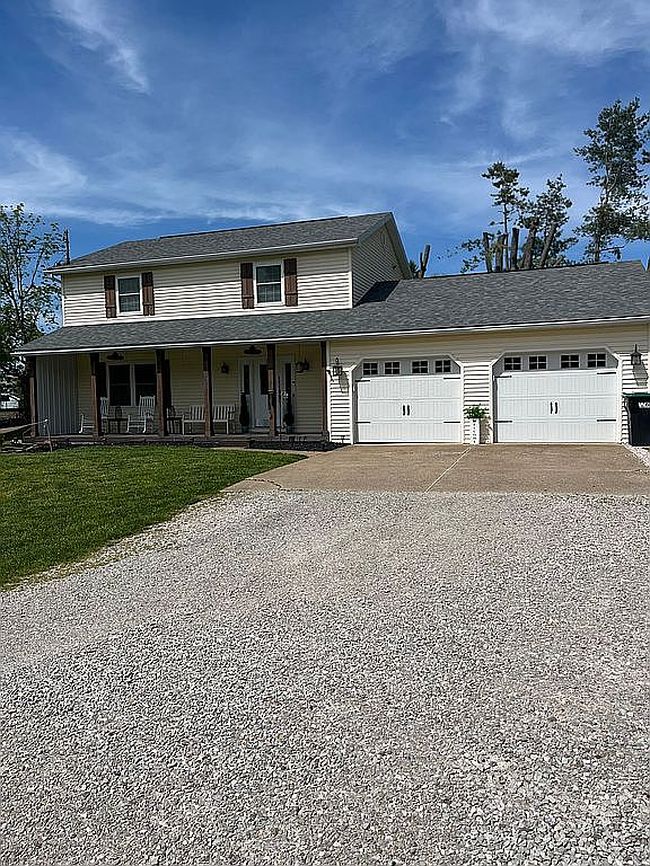 Photo of 1305 18th St, Vienna, WV