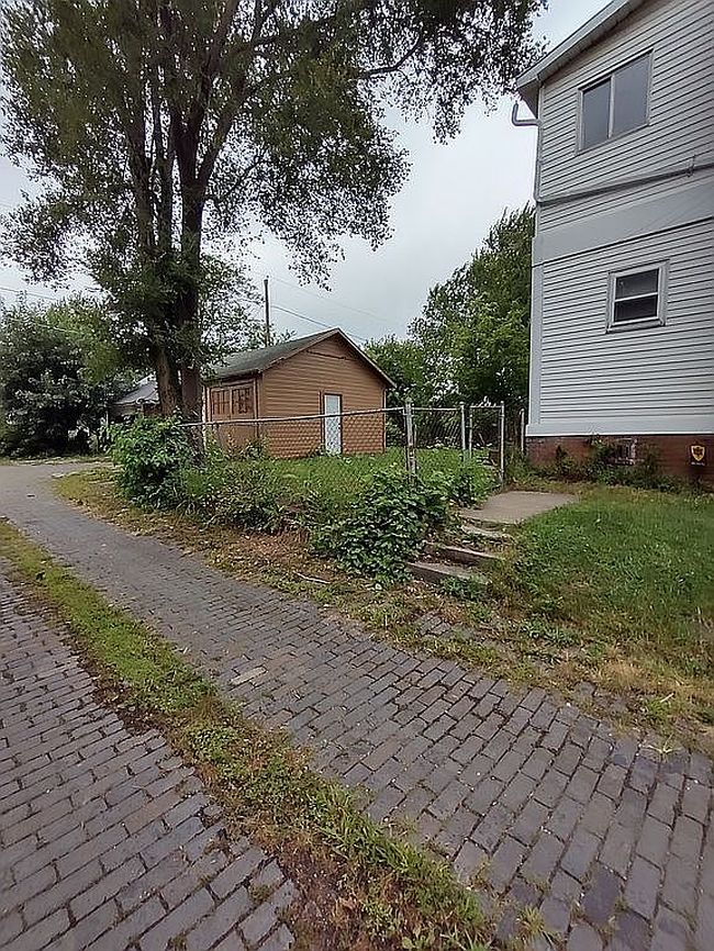 Additional photo 1 of property located at 542 Arden Pl