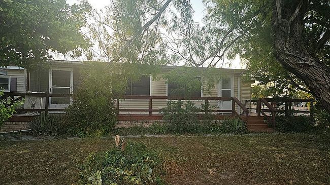 Image of 4901 Carnation Ave