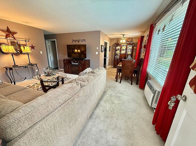 Photo of 1707 N Main St Apt C2, Mount Airy, NC