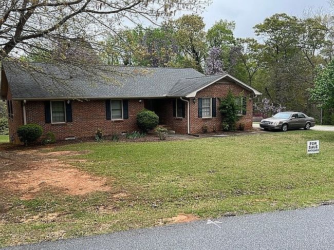 Photo of 204 Birchwood Dr, Union, SC