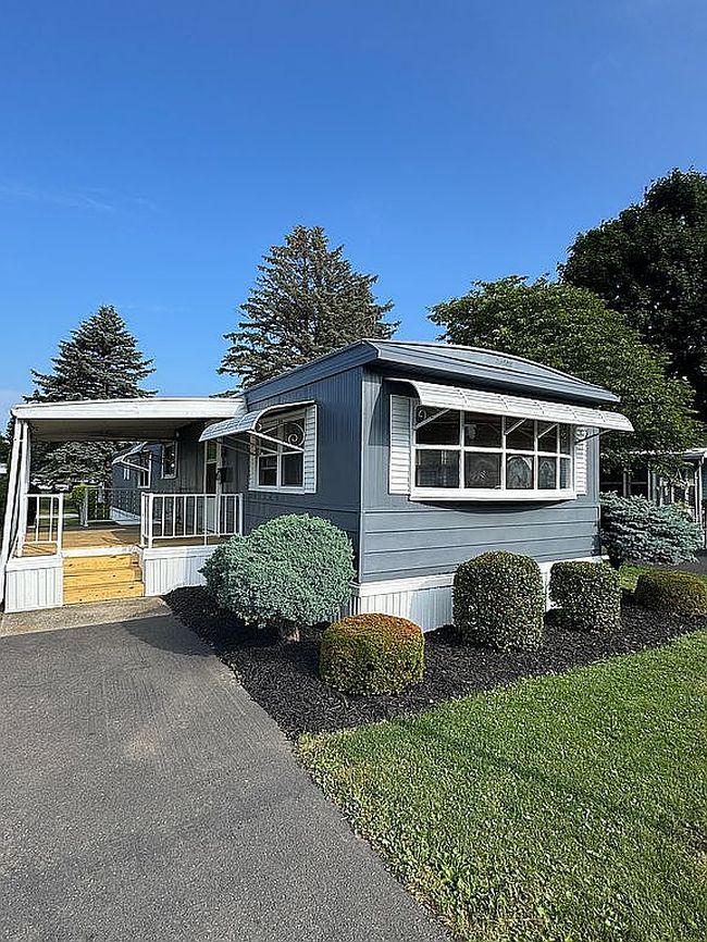 Photo of 28 Evergreen St, Bath, NY