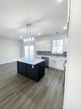 Preview of property located at 1350 Skyview Dr