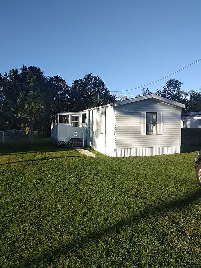 Additional photo 2 of property located at 12502 Erin Lea Ln