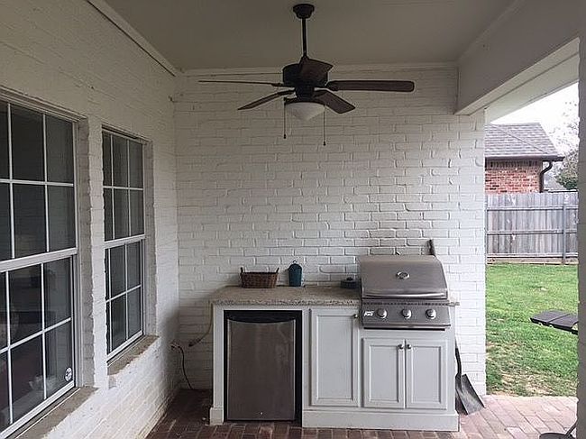Image of 805 S Michot Rd